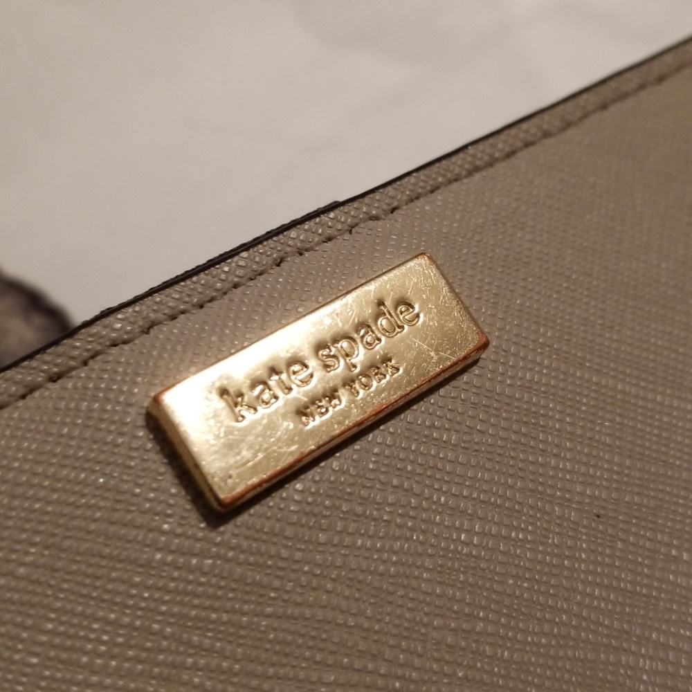 Kate Spade Wallet - Picture 4 of 4